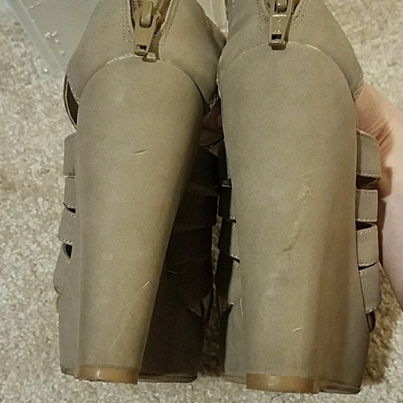 Tan wedge platforms - Picture 5 of 6